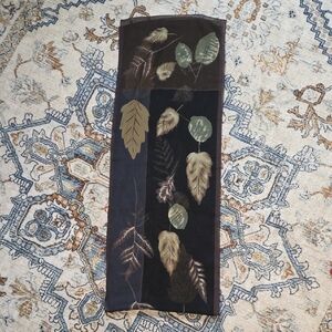 Leaf Patterned Scarf in Black and Green